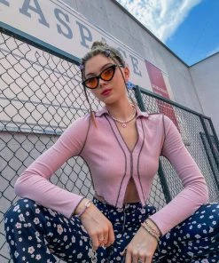 Trendsi Bestsellers Contrast Stitching Exposed Seam Cropped Top