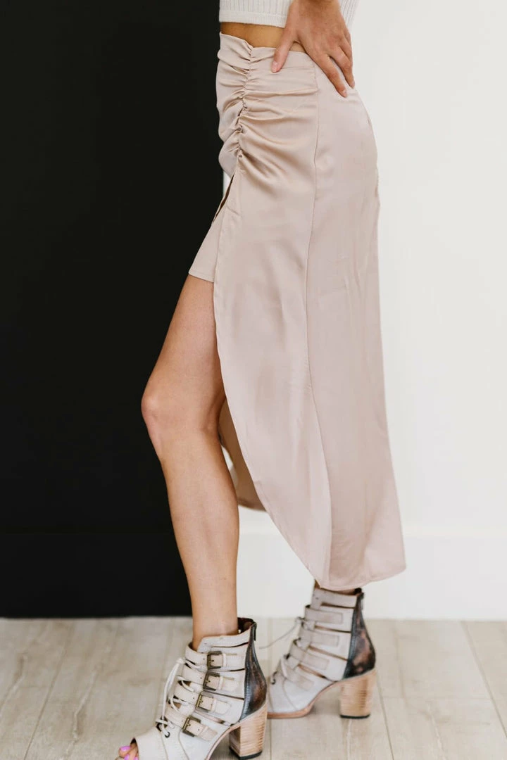 Trendsi HYFVE Glam It Up Ruched Satin Tulip Hem Skirt Bestsellers 5 Trendsi HYFVE Glam It Up Ruched Satin Tulip Hem Skirt Bestsellers